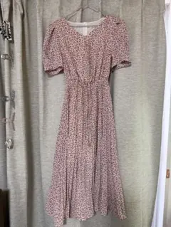 花柄ミディドレス Vネック パフスリーブ