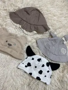 ベビー帽子4点セット（クマ耳・牛柄・リボン付き）