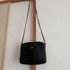 バリー ショルダーバッグ