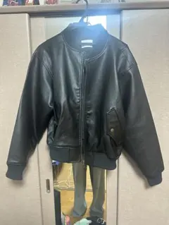 Blemeブラックレザーボンバージャケット