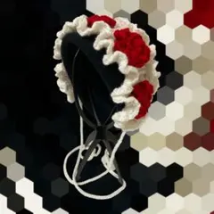 お花モチーフヘッドドレス　バブーシュカ　ロリータ　ホワイト＆レッド