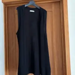 アルドリッジ　Vネックニット　ジレ