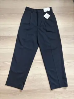 UNIQLO タックワイドテーパードパンツ　 サイズXS カラー69 NAVY