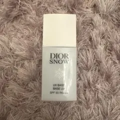 DIOR スノーメイクアップベース　下地　ディオール