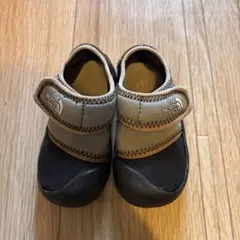 Item thumbnail for item eb0119f9-046d-4bef-8a87-c9b00e0abec8