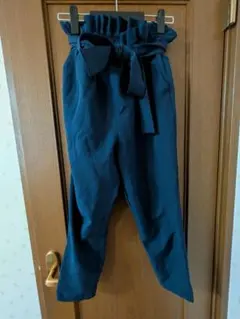 MIIA　ネイビー ウエストリボン アンクルパンツ