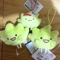 すみっコぐらしばんざいゴムひも付きマスコット　ざっそう