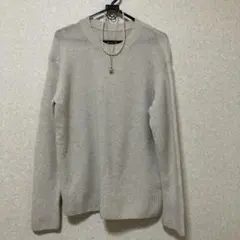 ウール、ヤク、キャメル混ふわふわニット　MからL サイズ