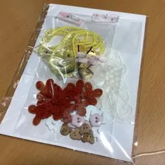 手芸用品のまとめ売り　ボタン　レースモチーフ　くまのボタン　タグ