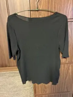 ✨美品　earth music&ecology シアーカットソー　黒