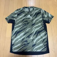 adidas トレーニングシャツ カモフラ柄 XLサイズのサムネイル
