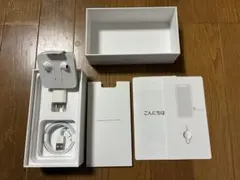 美品　iPhone XR ホワイト 128GB SIMフリー