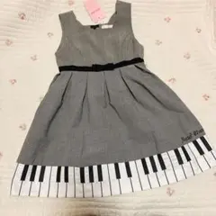 メゾピアノ　ピアノ鍵盤柄　ワンピース
