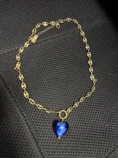 青いハート型ペンダントネックレス