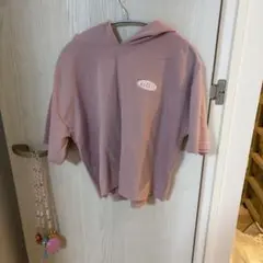 ピンク フード付きTシャツとショートパンツセット