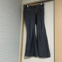 BISON フレアデニムパンツ ダークブルーのサムネイル