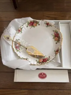 ロイヤルドルトン　ケーキプレートサーバーセット