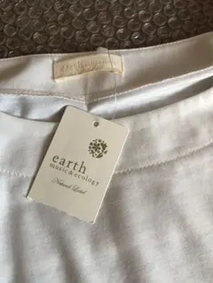 ティアードレースドッキングプルオーバー