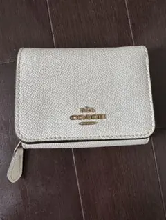 【美品】COACH キーケース ホワイト　コインケース 2025年最新】コーチ キーケース ホワイトの人気アイテム - メルカリ
