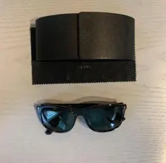 PRADA ブラックサングラス SPR 02R-F - メルカリ