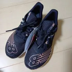 ニューバランス23センチ