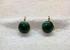 【イヤリング】丸型 グリーン石フックイヤリング⭐️