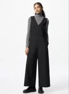 ユニクロ　ジャンプスーツ　M 黒