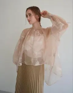 Acka.sheer over flare blouse新品未使用 - メルカリ