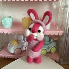 羊毛フェルト　ウサギのdoll カジュアルのサムネイル