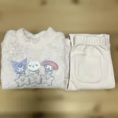 フリースパジャマ ちいかわ　ユニクロ
