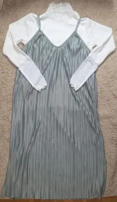 キャミワンピース ロング丈 薄い緑色 白のプルオーバー 2点セット Mサイズ