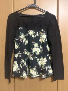 ペプラムトップスのサムネイル
