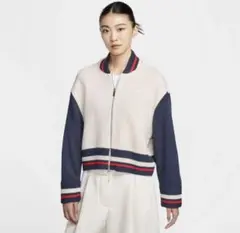 ナイキ　NIKE ニットアウター　Mサイズ　美品
