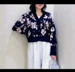 ローリーズファーム　LOWRYS FARM　カーディガン　ショート丈　花柄