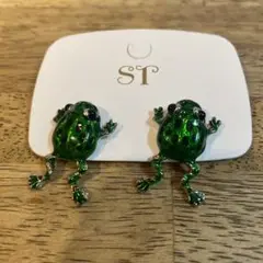 ピアス　カエル　新品❗️値下げ❗️