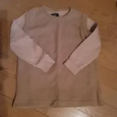 ベージュ ワッフル生地ベスト 長袖カットソー　アンサンブル