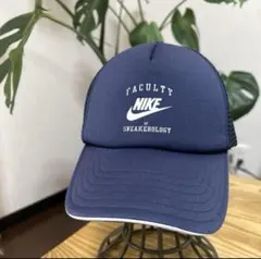 ビンテージ　00s NIKE ナイキ　メッシュキャップ　トラッカー