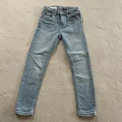 ライトブルーデニムスリムフィットパンツ