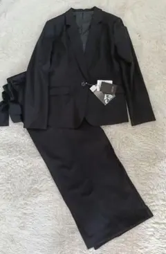 新品 ベルーナ シュクレ 15ABR パンツスーツ 黒 4L 卒業式 入学式
