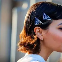 PRADA トライアングルヘアピン 2個セット