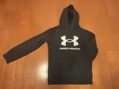 UNDER ARMOUR ブラックパーカー YXL