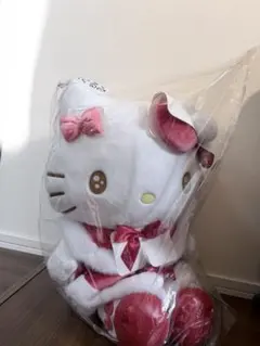 着払い設定中！！ハローキティ サンタコスチューム ぬいぐるみ