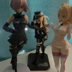 【箱なし】フィギュア 3体セット（FGO / マクロス / 2.5次元の誘惑）