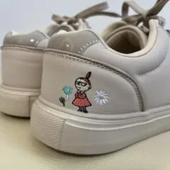 しまむら　ムーミン　シューズ　刺繍　リトルミィ