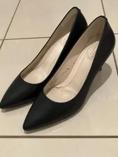 COLE HAAN ウォータープルーフ パンプス ブラックのサムネイル
