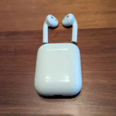ジャンク　Apple AirPods（第2世代） 本体 ホワイトのサムネイル