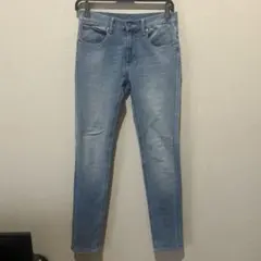 値下げ中！　GU スキニーデニム ライトブルー