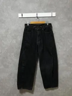 GU バレルレッグジーンズ 28