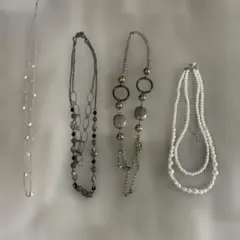 ビーズネックレスとパールネックレス 4本まとめ売り！