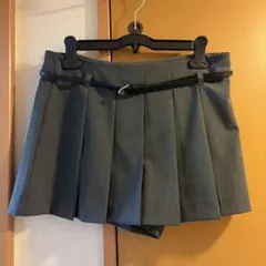 ZARA ベルト付き プリーツキュロットスカート グレーのサムネイル